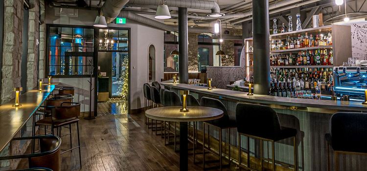 HEIST Restaurant + Wine Club