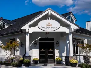 The Blackwall Barn & Lodge
