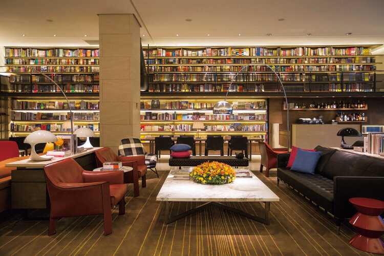 Hotels near eslite (NTU Store)