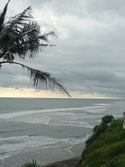 Pantai Karang Potong