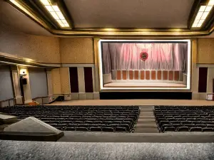 Marcus Lincoln Grand Cinema