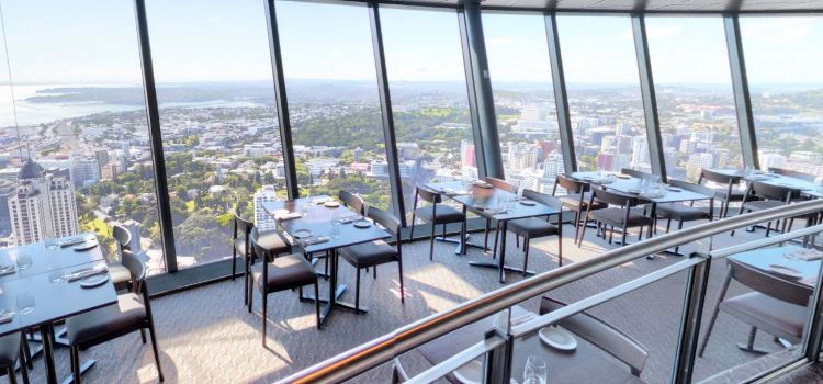 Orbit 360° Dining