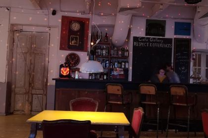 Cafe Gallery