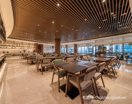 重庆大世界君亭酒店(解放碑店)· 四季花园餐厅