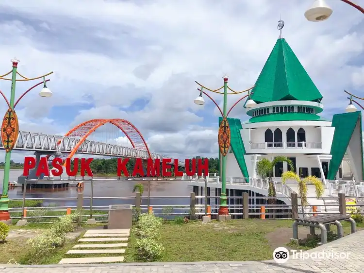 Hotels in Langkai