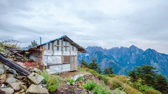 Jiufeng Mountain Scenic Area