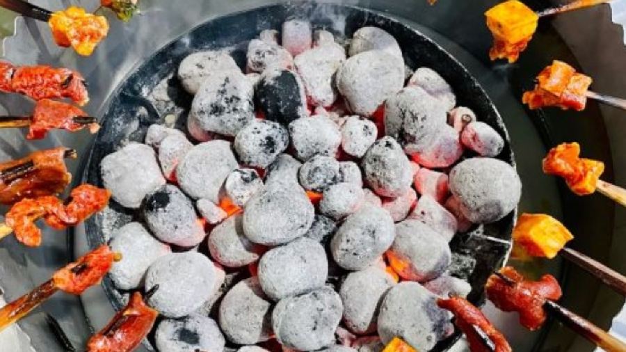 蜀味火焱山火盆烧烤(金堂店)