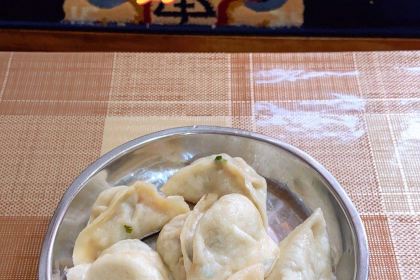 绕赛老字号包子店