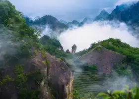 靈巖景區