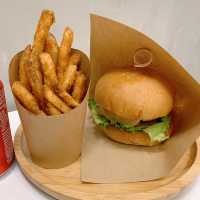 觀塘保家山Burger Saan
