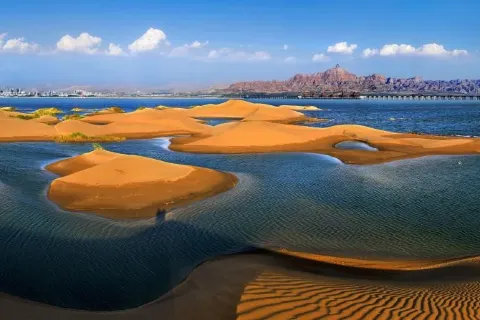 พื้นที่ท่องเที่ยวระบบนิเวศของทะเลสาบอู่ไห่