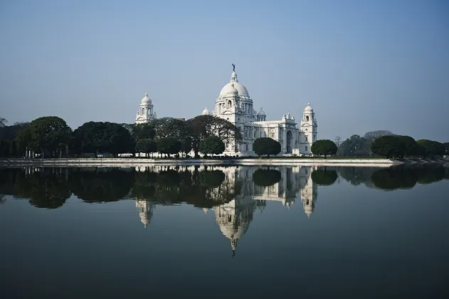 Flights from Chicago to Kolkata