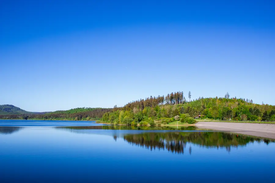 Duju Lake