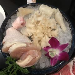 筑间幸福锅物(BFC外滩金融中心店) User Photo