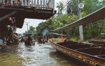 Damnoen Saduak Floating Market