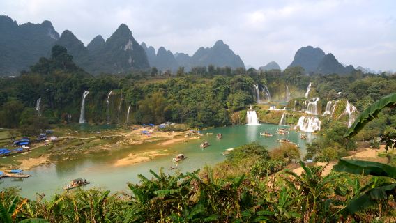 Detian Transnational Waterfall Scenic Spot