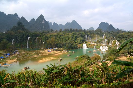 Detian Transnational Waterfall Scenic Spot