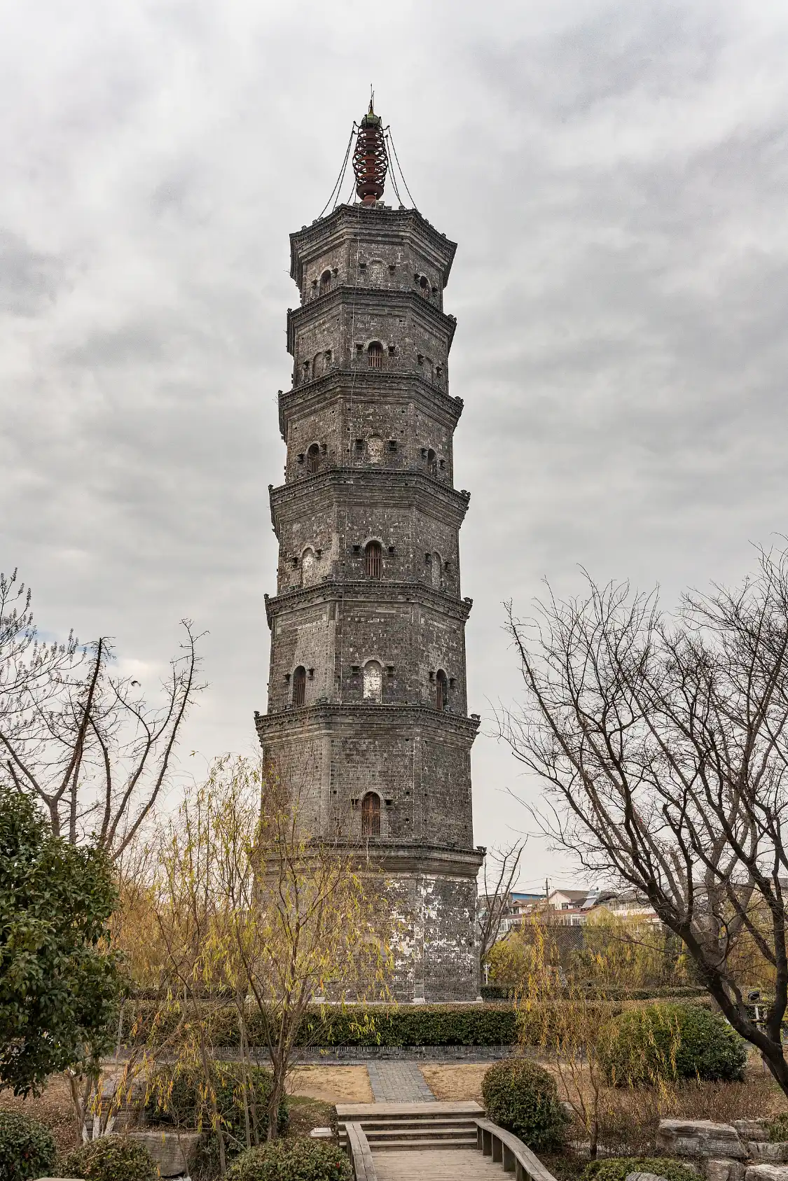 Hotels near Jingtu Pagoda