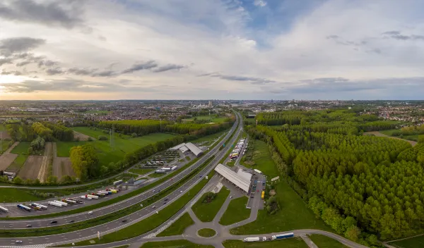 Vé máy bay Brussels Tuy Hòa