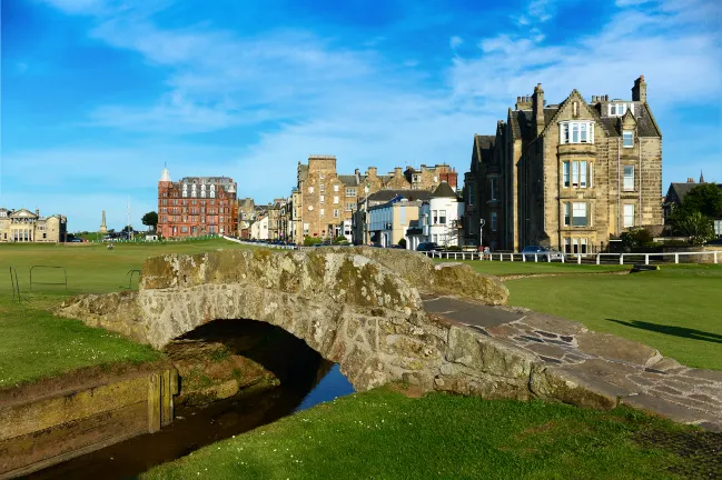 Hotels near Howe of Fife Parish Church