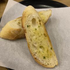 The yard 凯伦花园 (夏都小镇店) User Photo