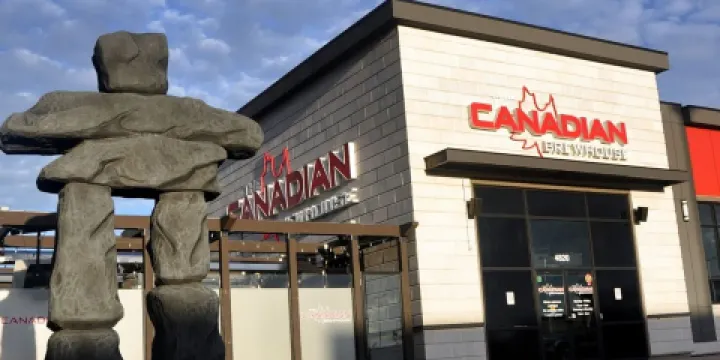 The Canadian Brewhouse （Regina Grasslands）