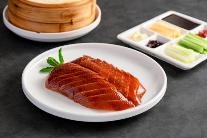 YanYangTian Xin JingChu Hotel (HuangHe Lou)