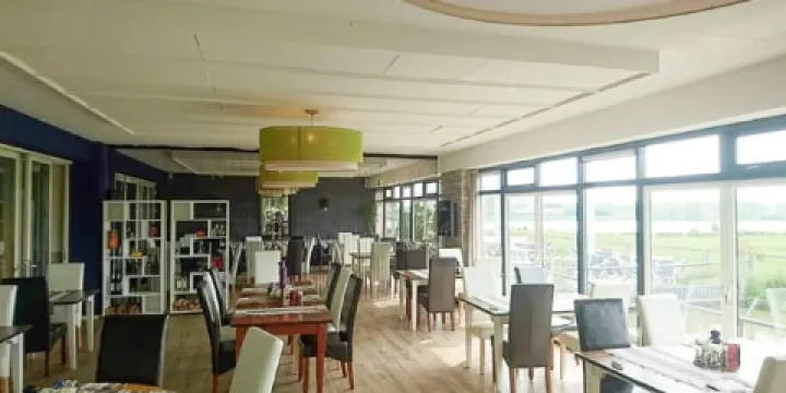 Panorama Restaurant De Blaauwe Kamer