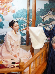 Jeju-do Palace Hanbok Experience Center