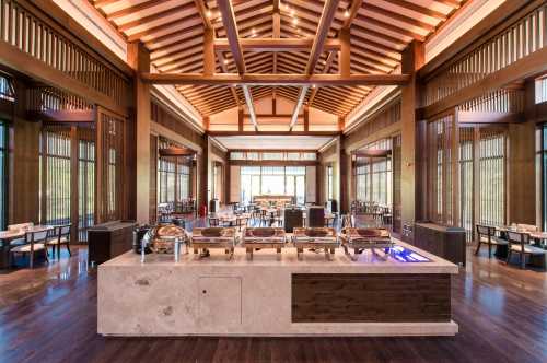 yong tai wu tong jun lan wen quan du jia jiu dian · xi can ting