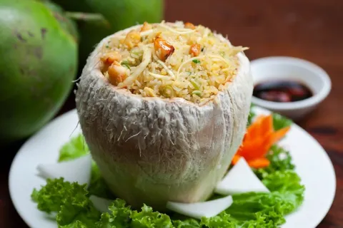 Ngoc Trai Restaurant - Seafood-Vietnamese Cuisine
