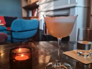 Goldfish Bar