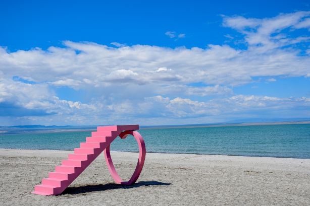 Ulungur Lake Golden Beach