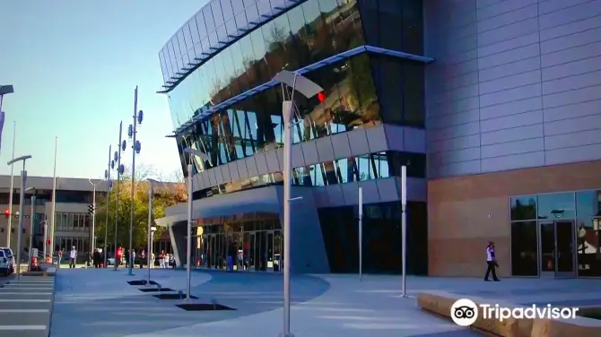 1_Ford Center