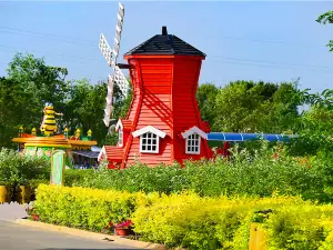 Longsha Zoological and Botanical Gardens