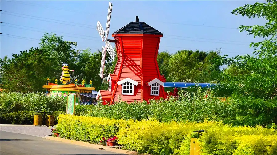 Hotels near Longsha Zoological and Botanical Gardens