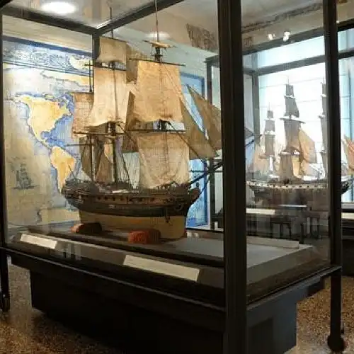 Museo delle Navi e Collezione di Antiche Carte Geografiche