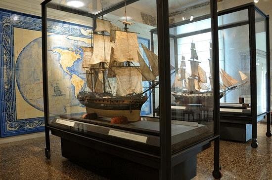 พิพิธภัณฑ์เรือและแผนที่โบราณ