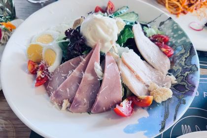 KNIFE AND FORK MEET CHOPSTICKS