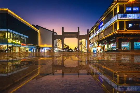 Hotels near Guanqian Street