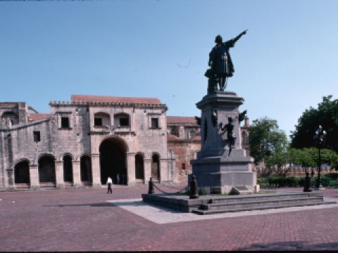 vuelos a Santo Domingo desde Tarapoto