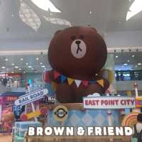 BROWN & FRIENDS歐遊大街小