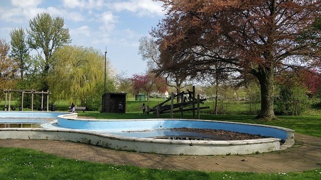 Papworth Everard Playground and Paddling Pool