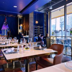 Large Eight Italy Lounge&Restaurant User Photo