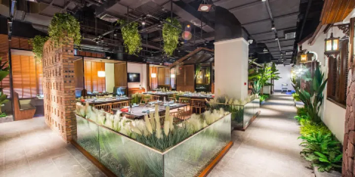 齊河孔雀王温泉酒店·浮羅交怡烤肉坊