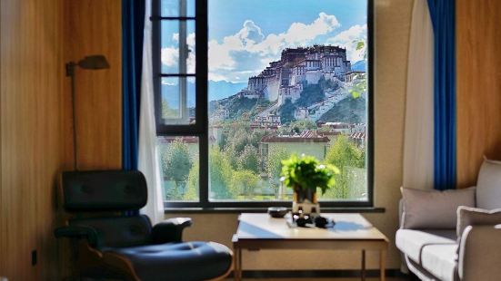 Tibet Hostel (Potala Palace)·He Niu Buffet·Scenic Restaurant (Potala Palace Branch)