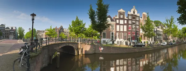 Vé máy bay Amsterdam Hà Nội