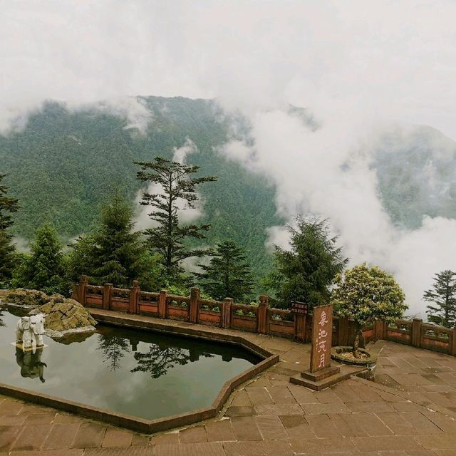 Emei Mountain 峨眉山 ～ Sichuan 四川