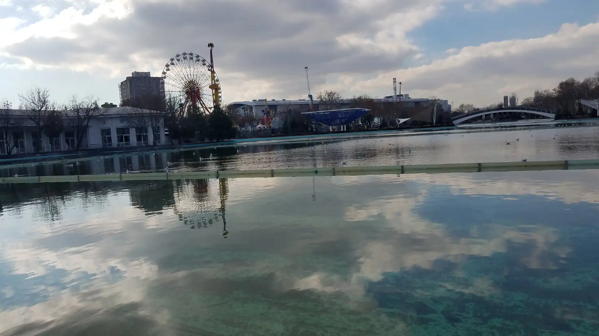 Hotels near Genclik Park