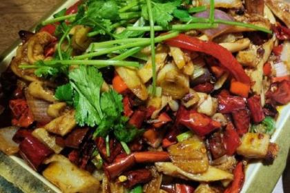 Laodifangxianyuanniuyangroutangguoqiaojiao Beef (16nianlaozihaozong)